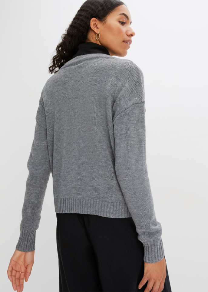 Verkürzte Strickjacke mit großen Taschen