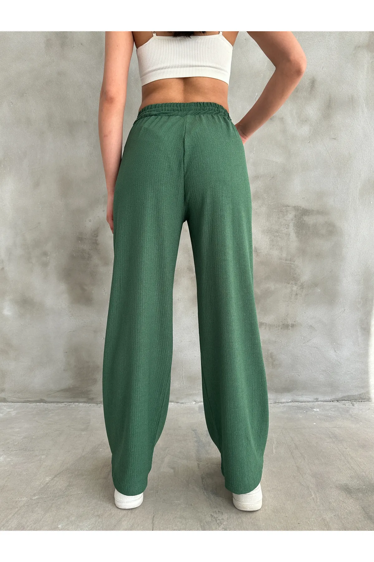 BEJNA  Khakifarbene Palazzo-Hose für Damen – elastischer Bund