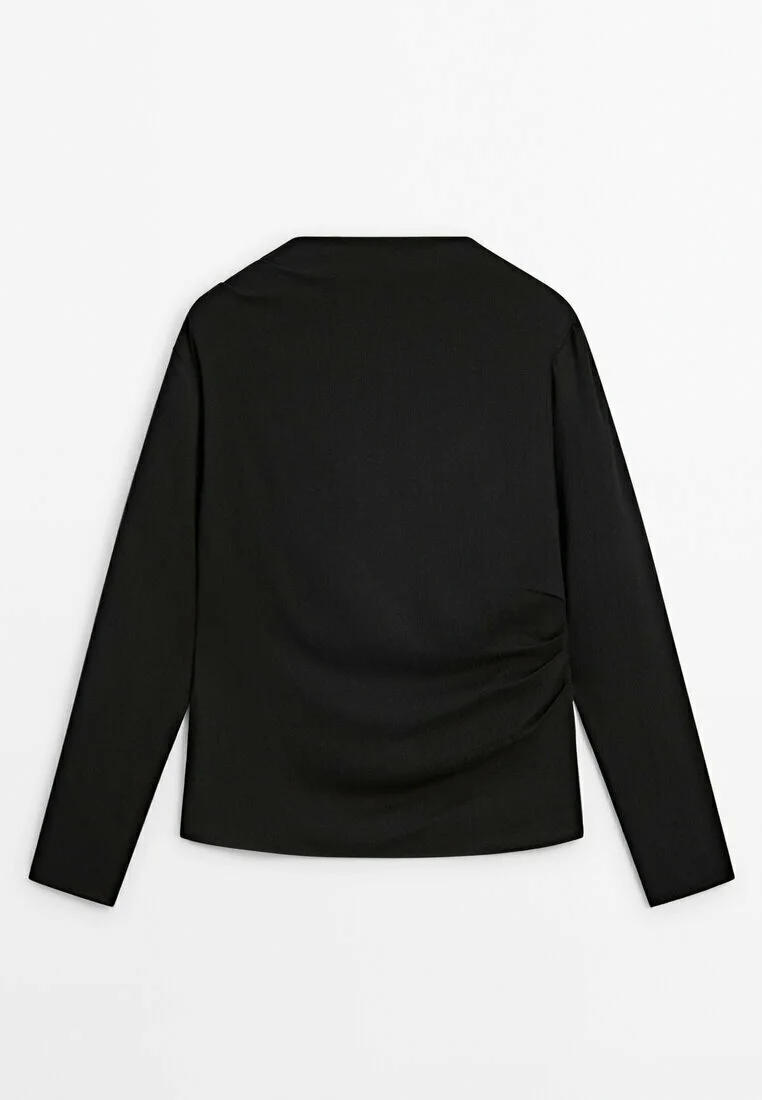 Blusa Massimo Dutti MANGA LARGA CON DETALLE DRAPEADO