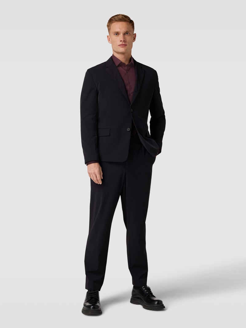 Super Slim Business-Hemd mit Kentkragen Modell in bordeaux rot