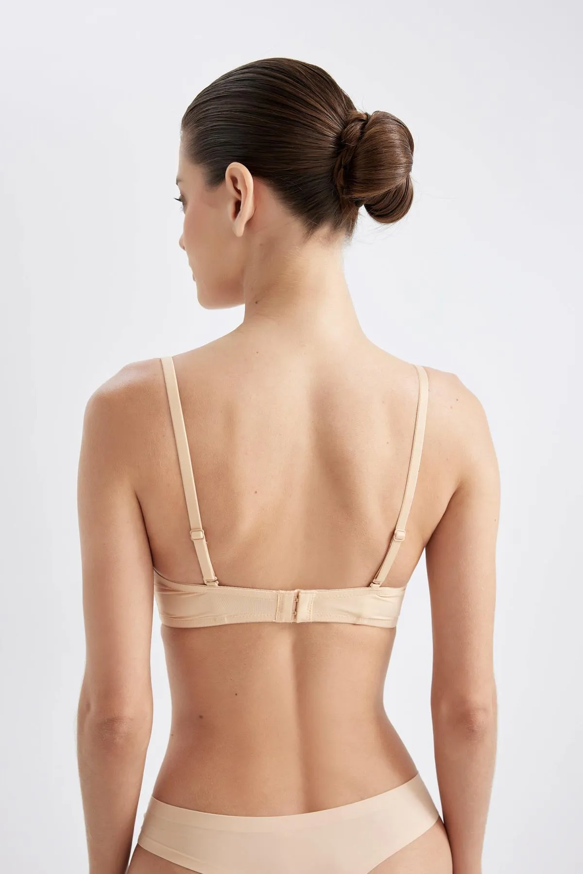 DeFacto  Fall in Love – Ungepolsterter, trägerloser Micro-BH mit leeren Körbchen, T8479AZ24SP
