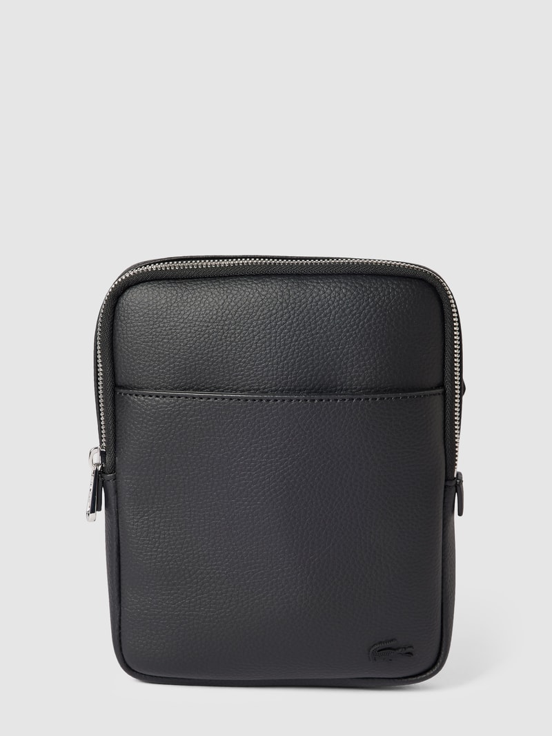 Crossbody Bag mit Label-Details in schwarz