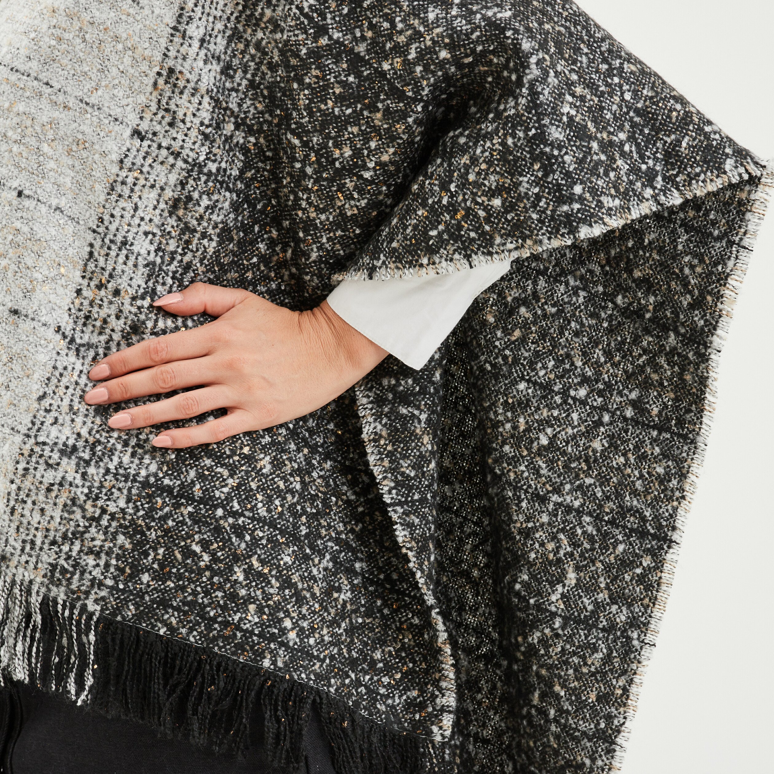 Poncho avec franges multicolore femme | La Halle