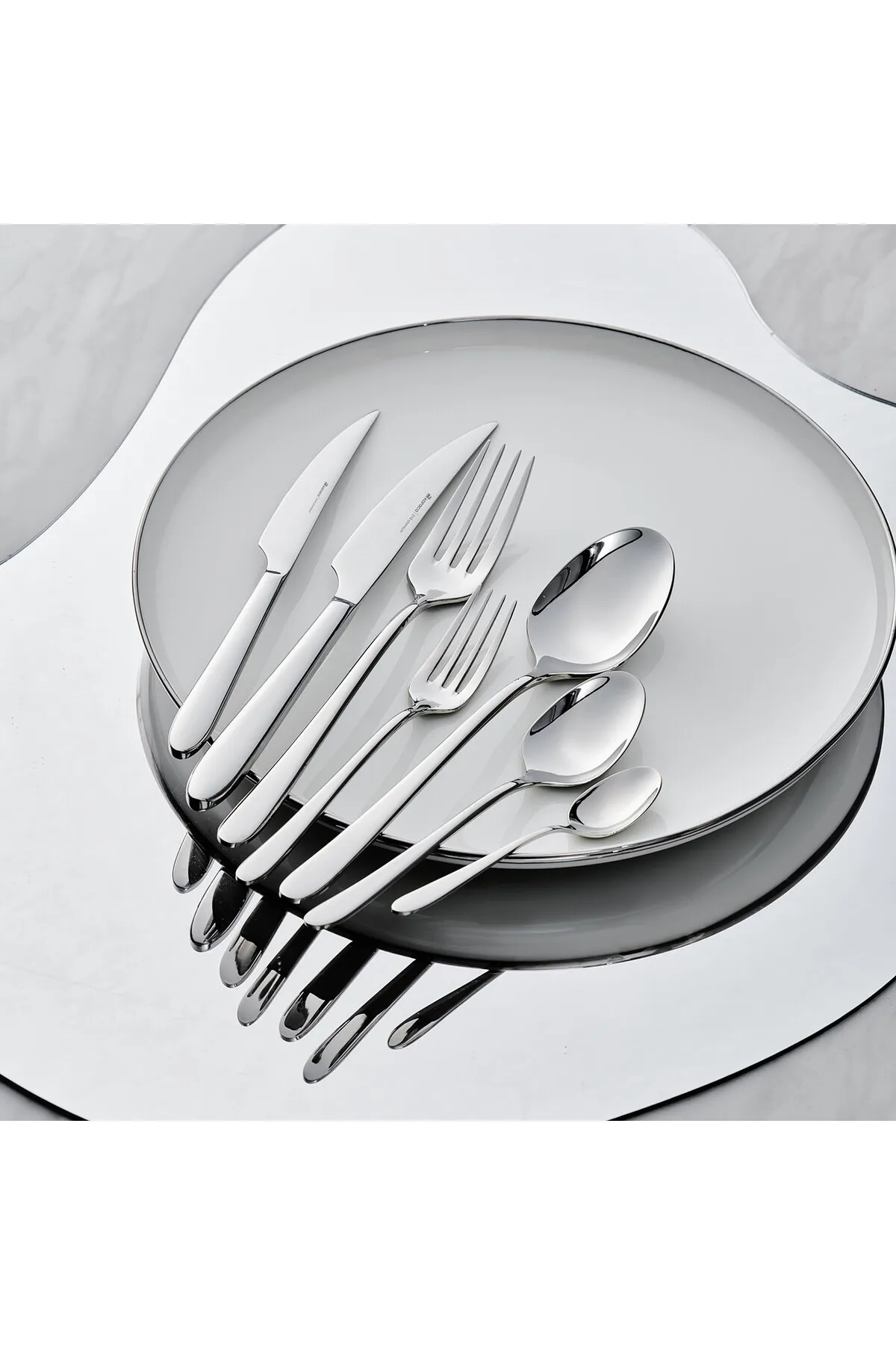 Karaca  Bellamy 84-Teilig 12 Personen Elegance Box Besteckset, Tafelgabel, Tafelmesser