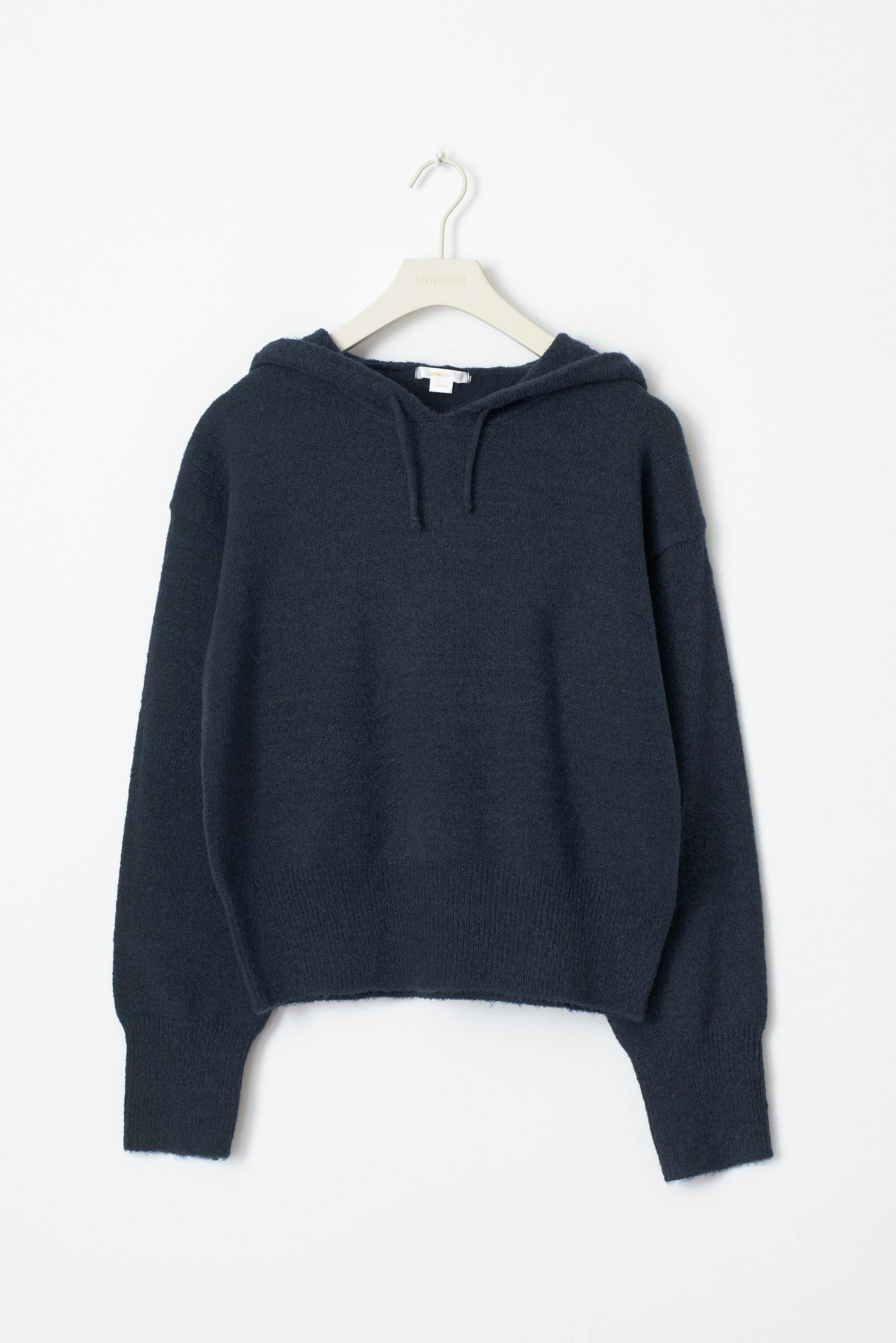 Y soft knitted hoodie