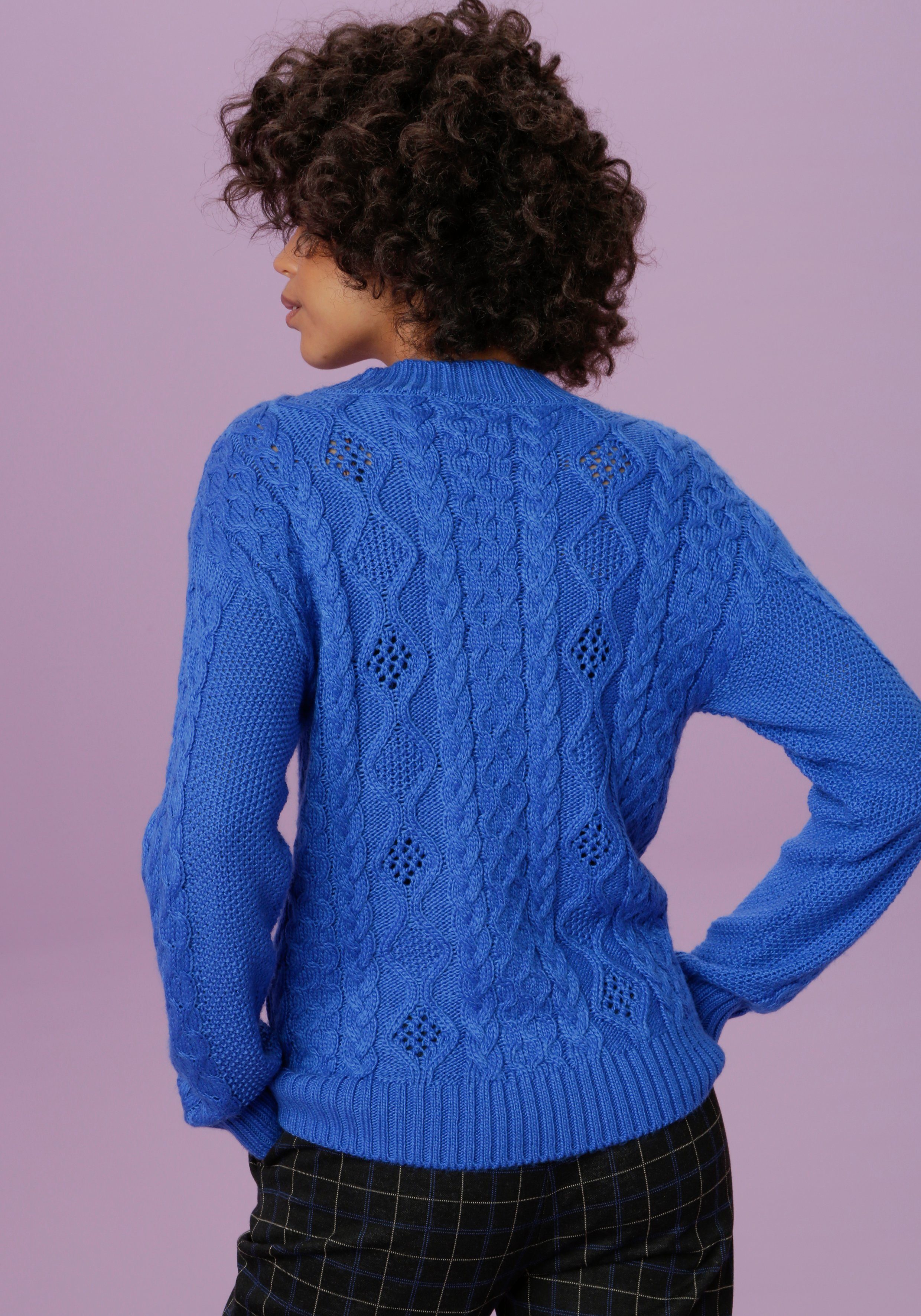 Aniston CASUAL Rundhalspullover im trendigen Strick-Muster-Mix