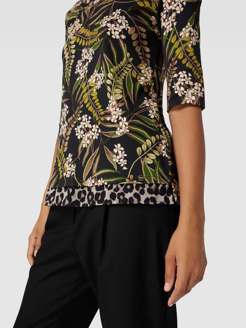 T-Shirt mit Allover-Muster im Double-Layer-Look in schwarz