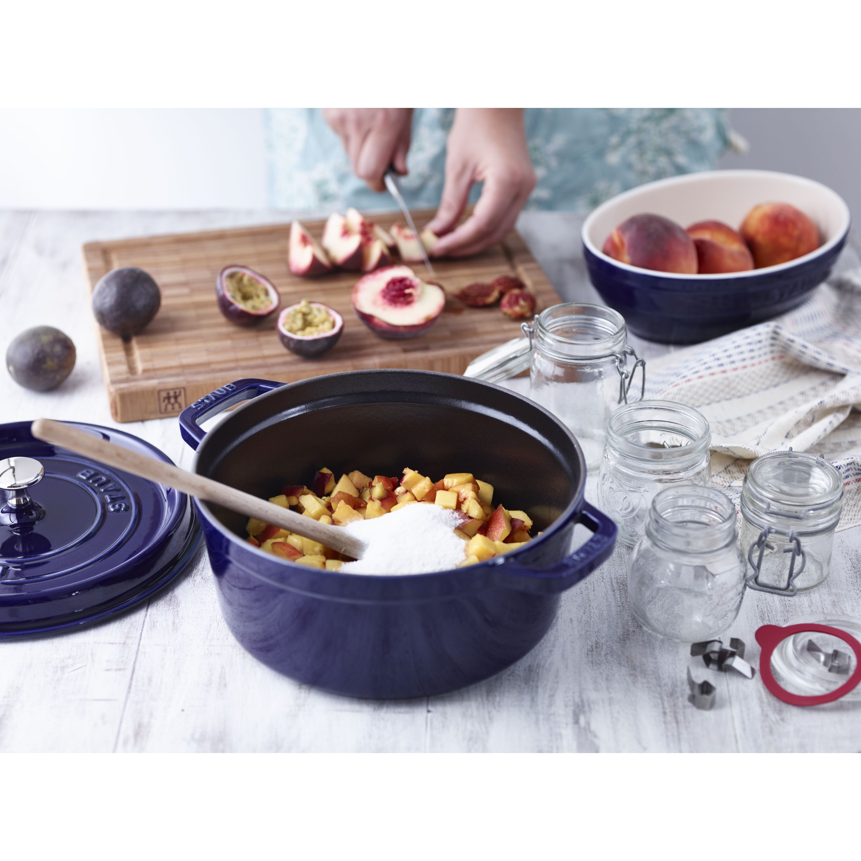 Cocotte 24 cm, rund, Dunkelblau, Gusseisen