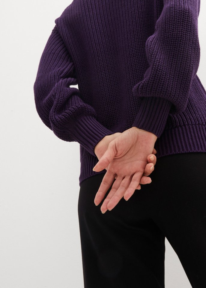 Pullover mit Cut-Out