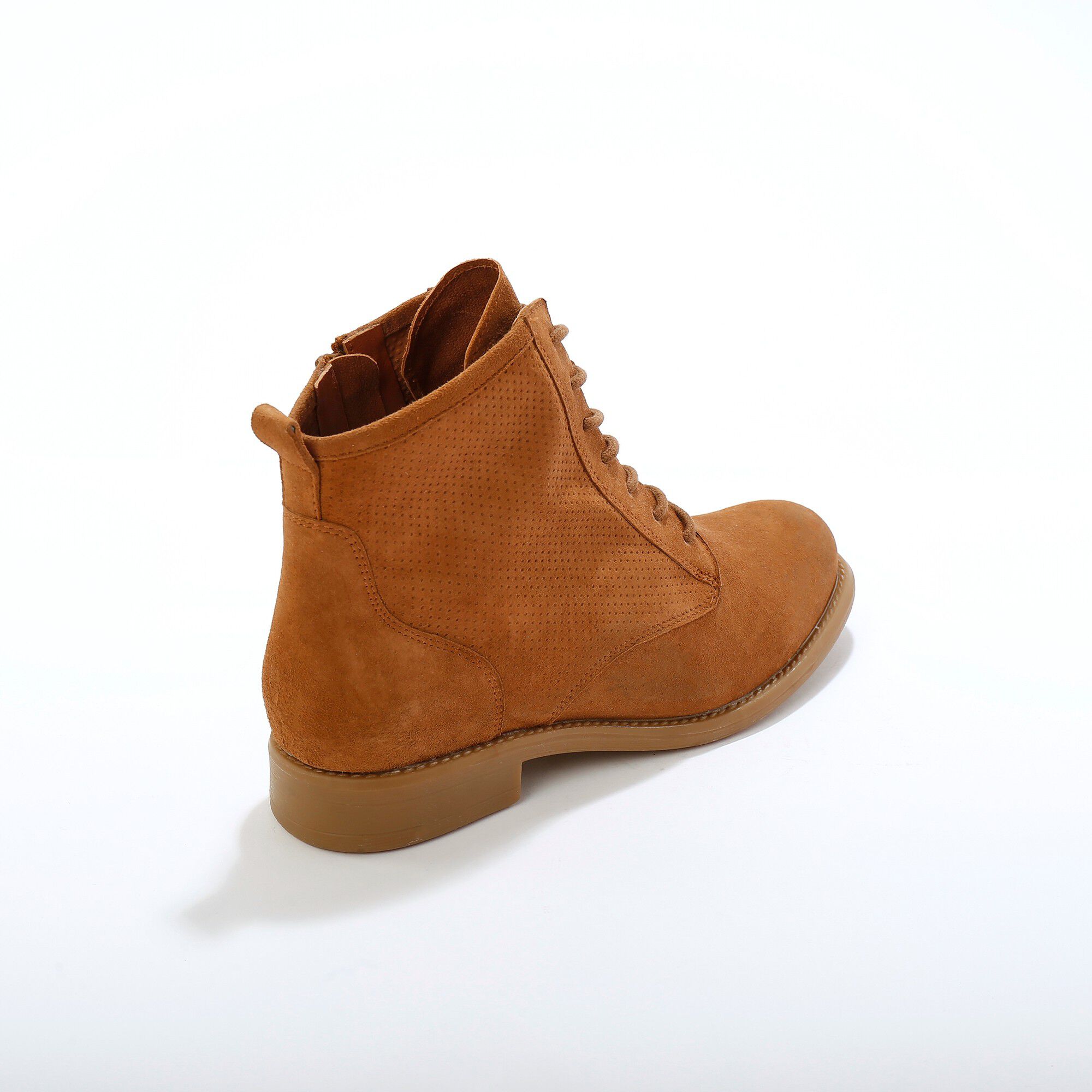 Bottines montantes en croûte de cuir embossé à lacets