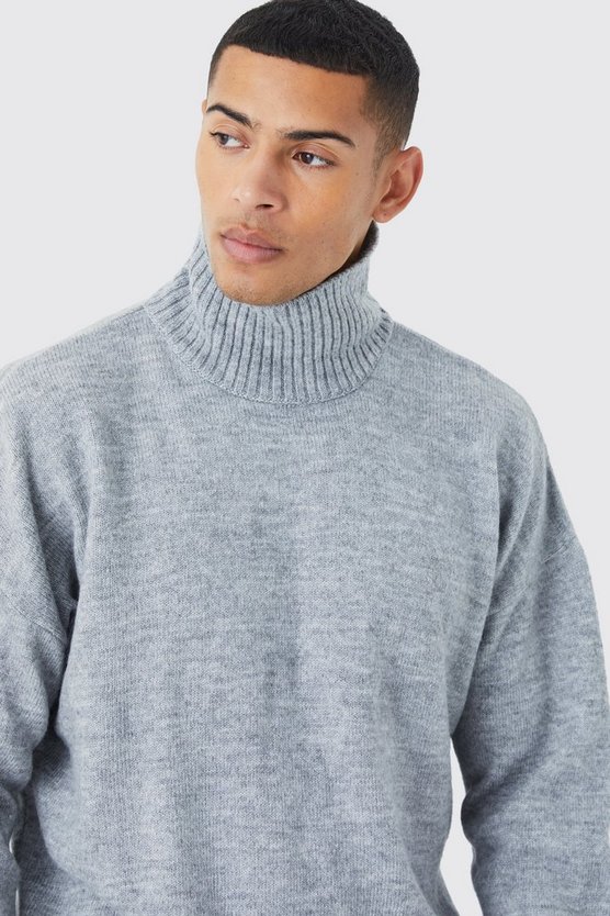 Oversize Strick-Pullover mit Trichterkragen