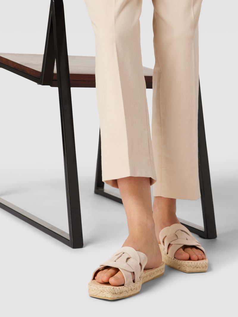 Pantolette in Flecht-Optik in beige