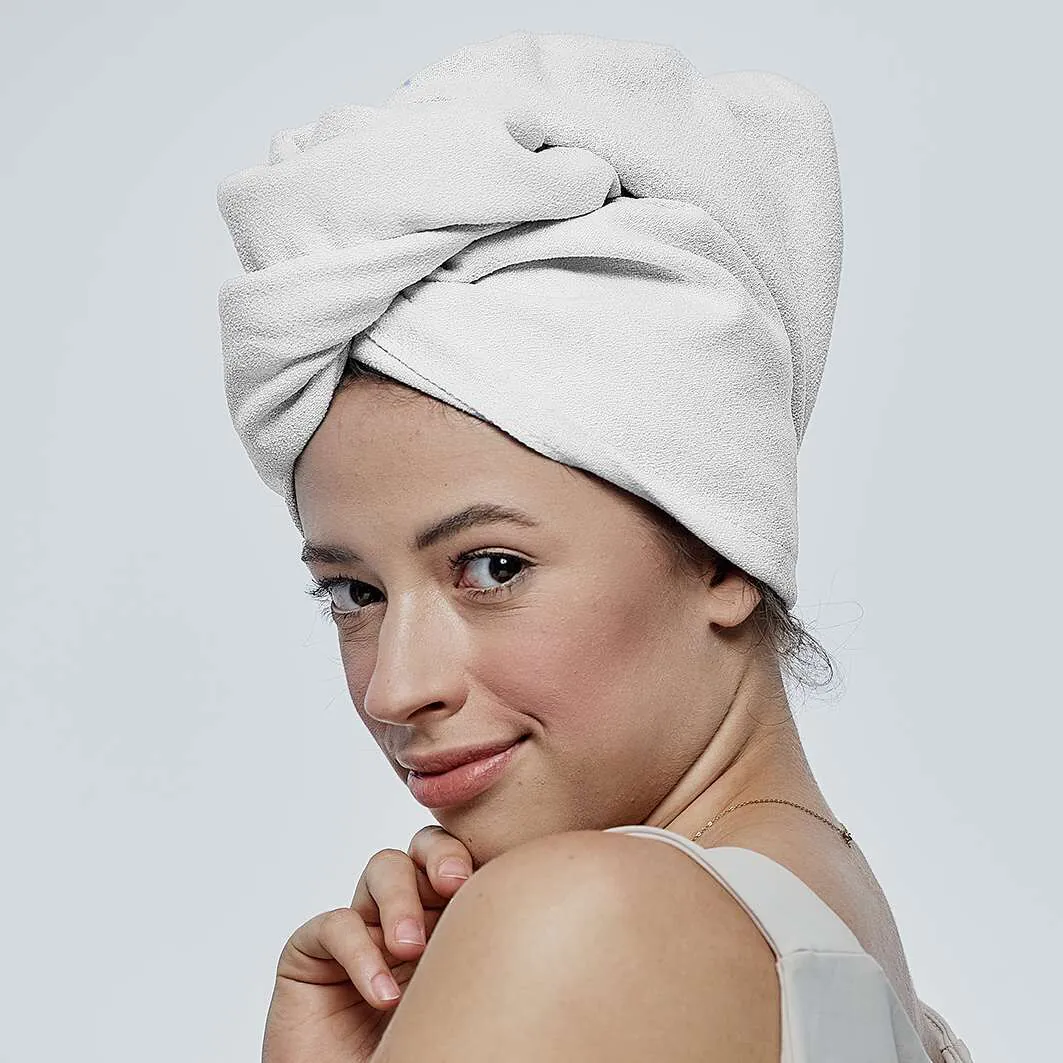 Glovo baltų plaukų turbanas