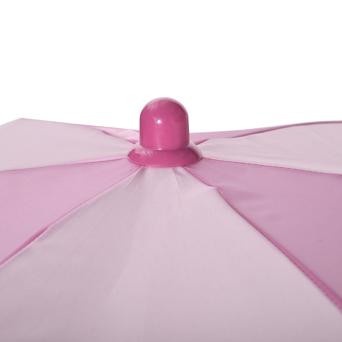 Kindersitzgruppe mit Tisch und Sonnenschirm