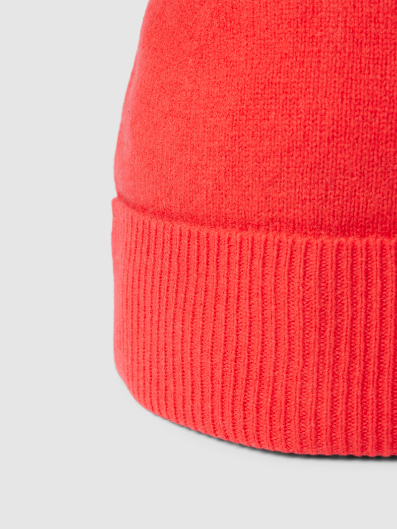 Beanie mit breitem Umschlag in rot