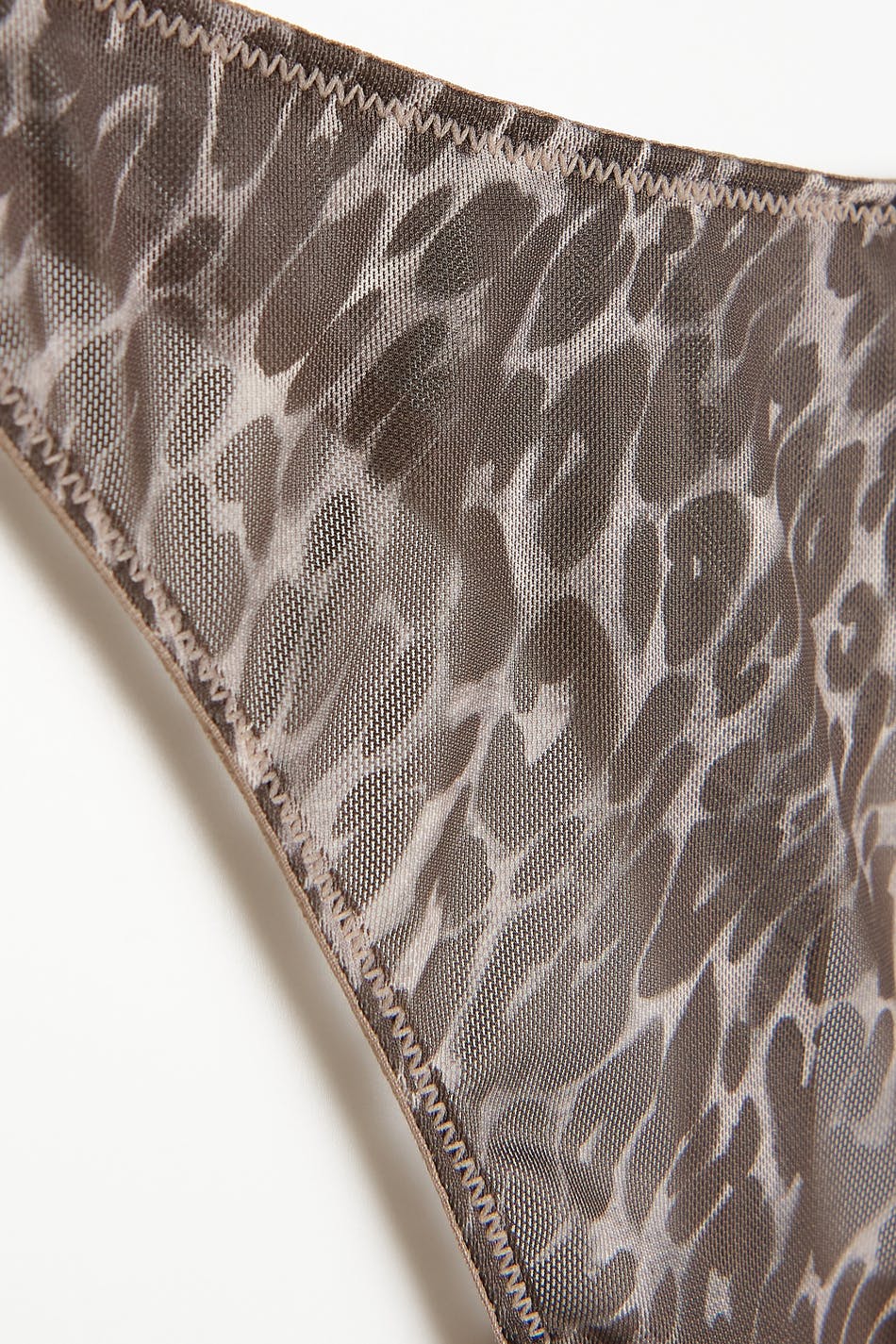 Moa mesh string