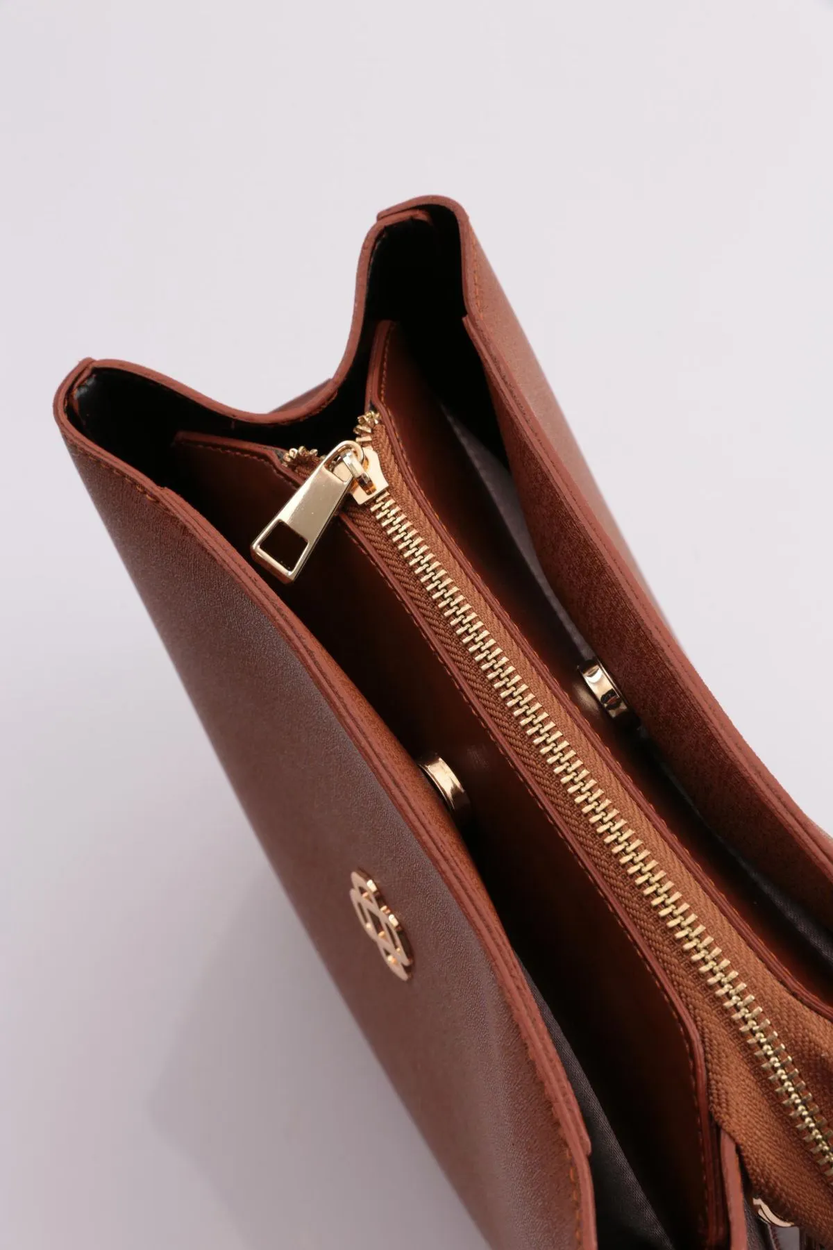 DGN  Tan 520 Column Schulter- und Handtasche für Damen
