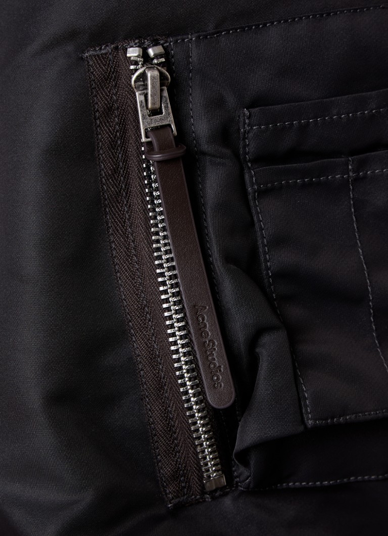Jachetă bomber scurtă Acne Studios cu buzunare cu clapă