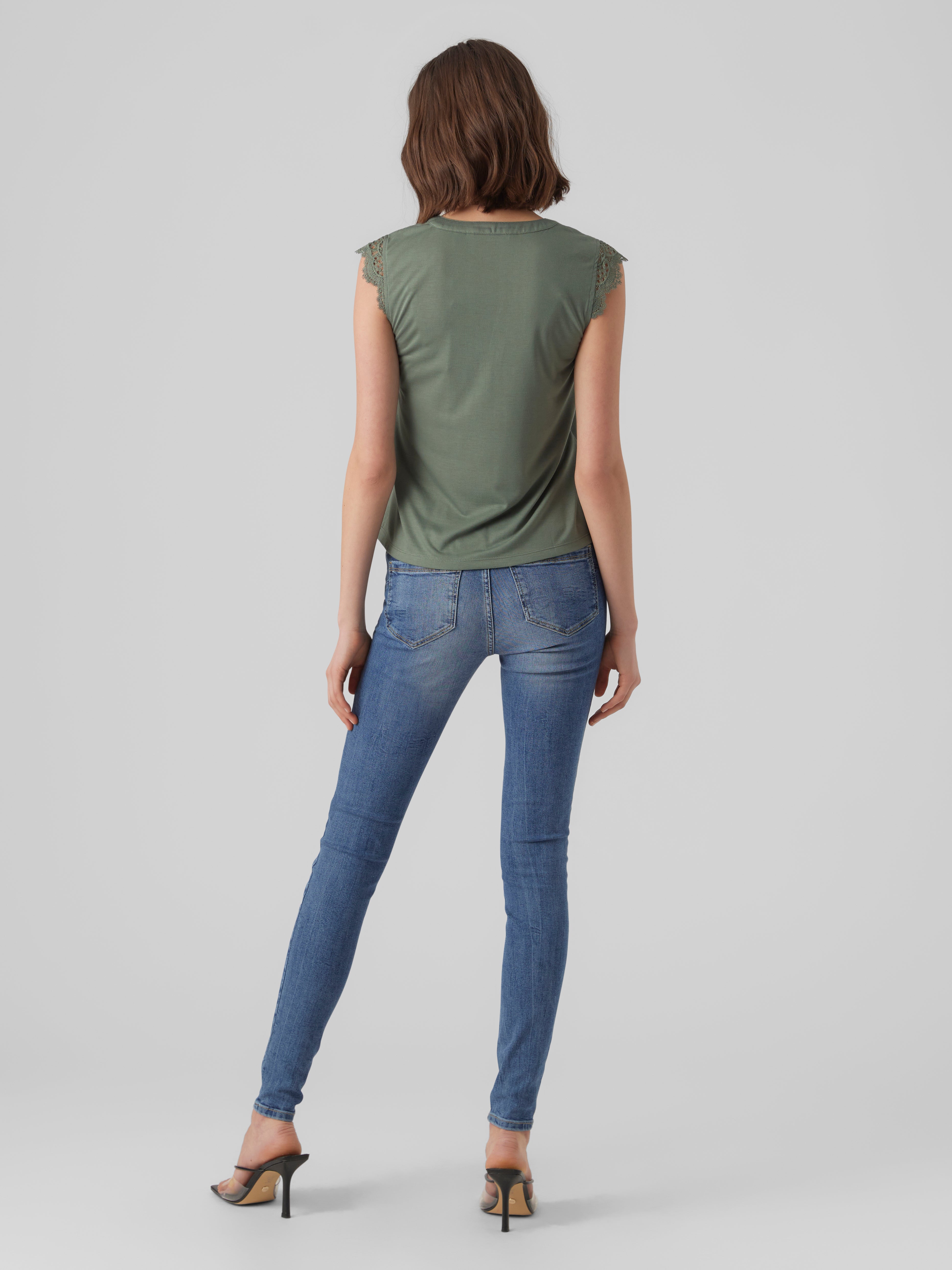 VMCARRIE Top