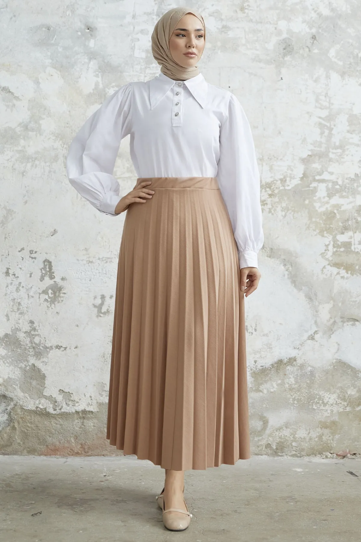 InStyle  Luisa Taillen-elastischer Faltenrock – Beige