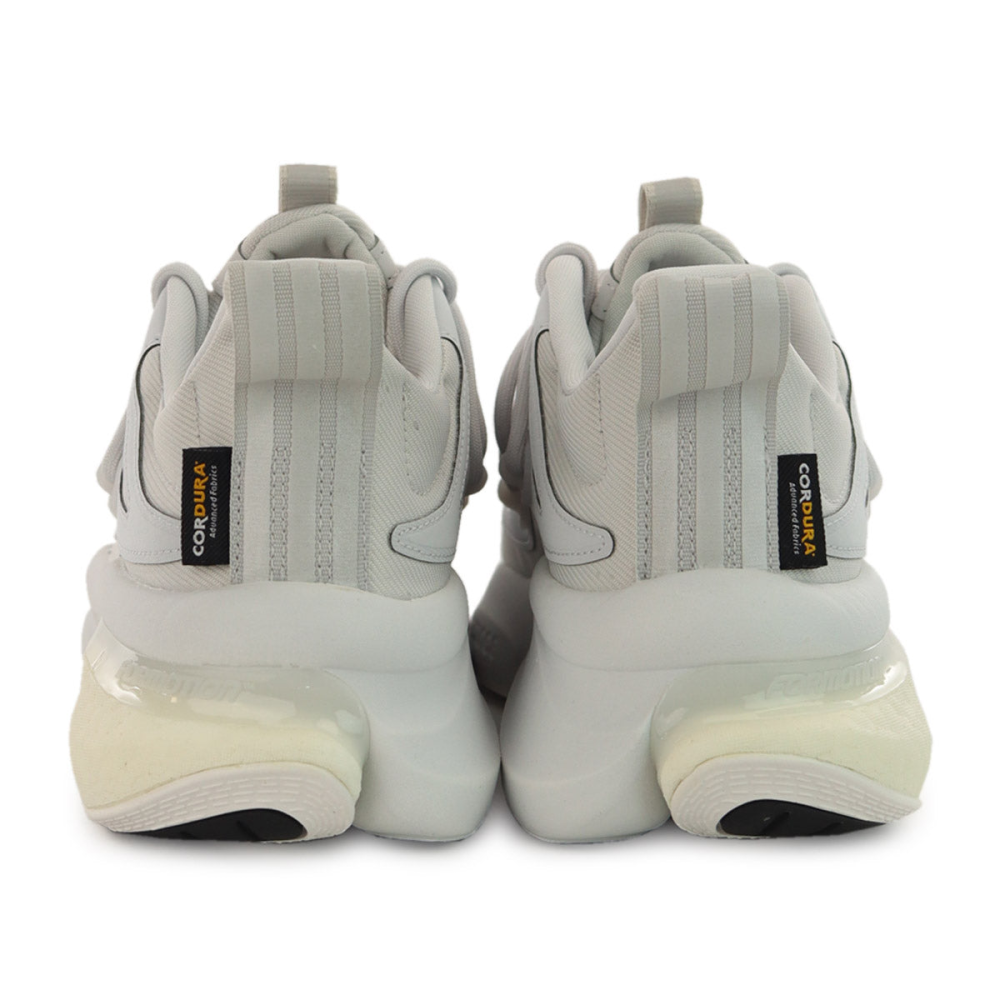 adidas AlphaBoost V1 IE9704 / grau