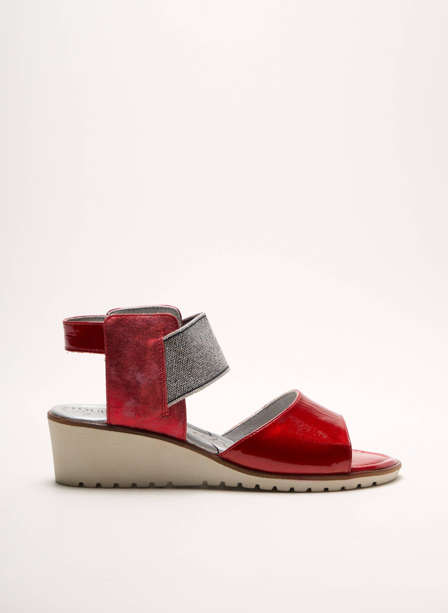 Un Tour En Ville Sandales Nu Pieds Femme couleur rouge
