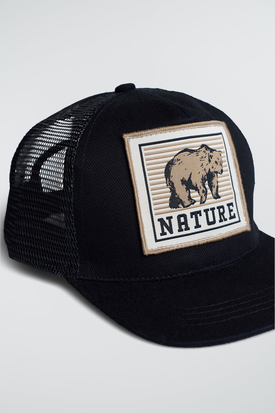 S trucker cap