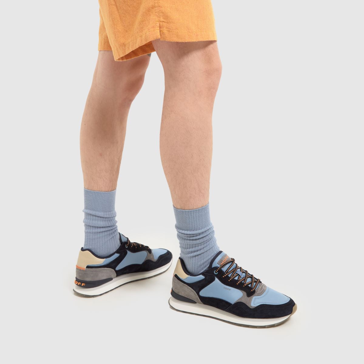 HOFF City Strasbourg – Marinblå och plisserade sneakers