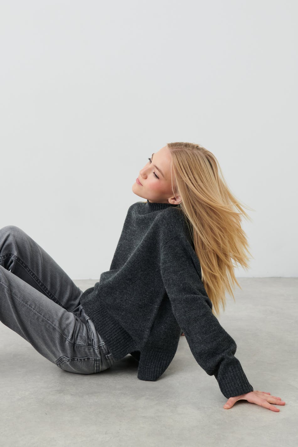 Y knitted polo sweater