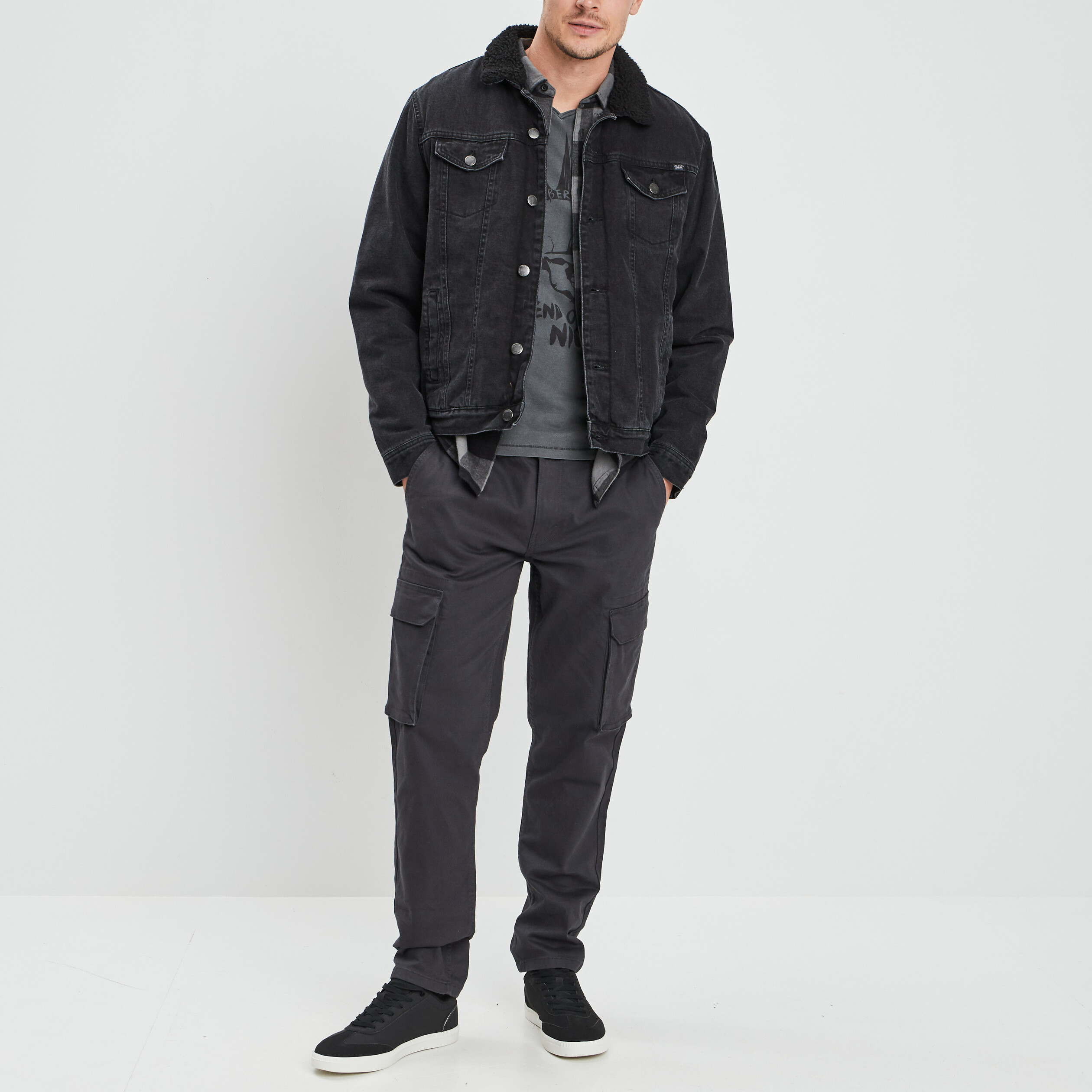T-shirt ajusté manches courtes gris foncé homme | La Halle