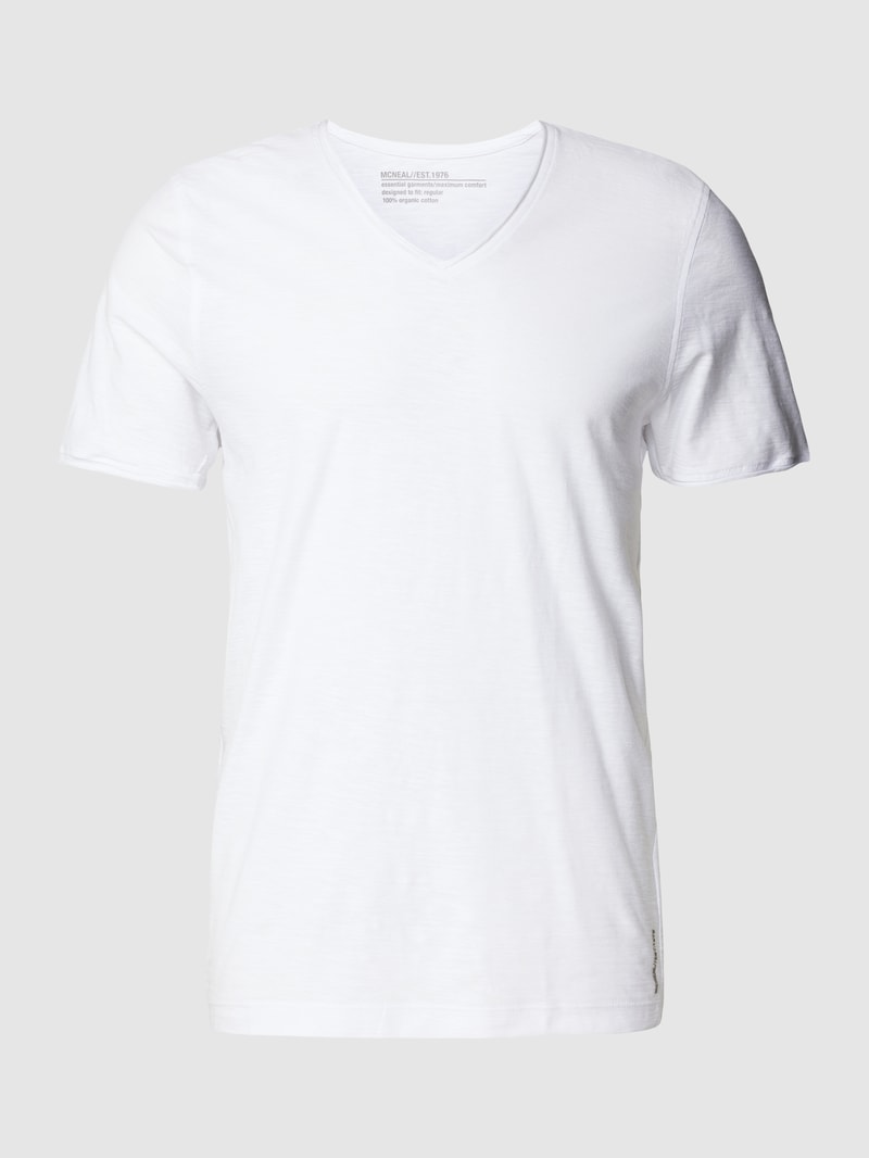 Regular Fit T-Shirt aus Baumwolle mit V-Ausschnitt in weiß