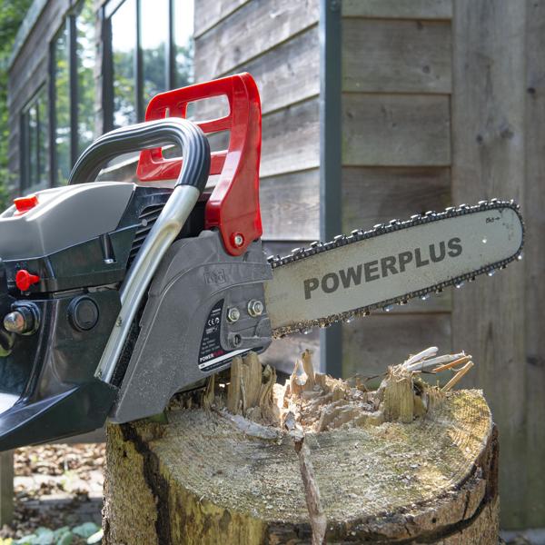 Powerplus Benzin-Kettensäge