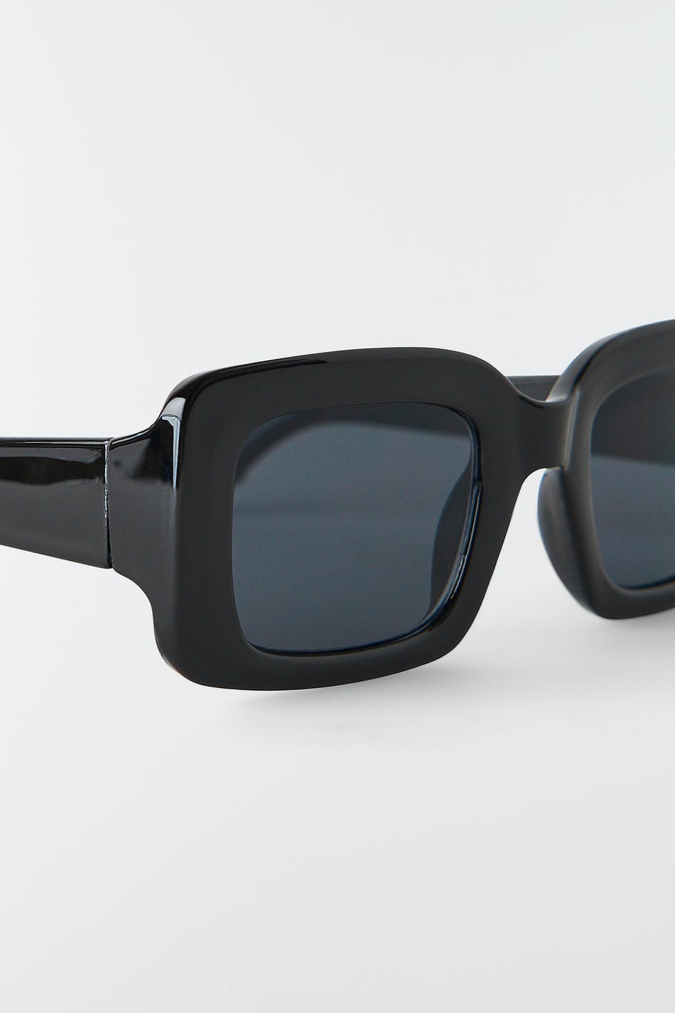 Square shaped sunglasses