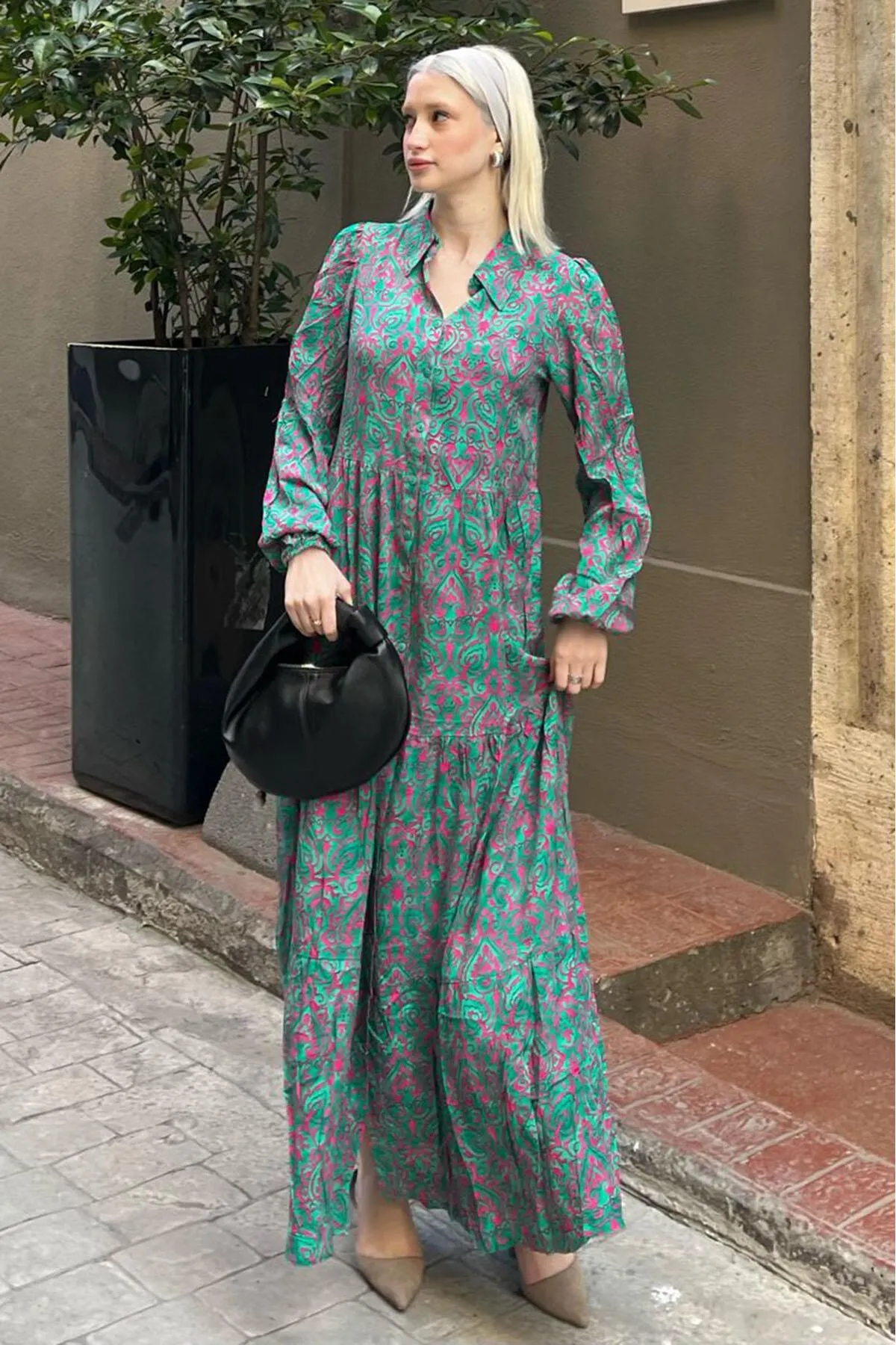 Madmext  Grünes, elastisches, geblümtes Kleid mit halben Knöpfen und Rollkragen, MG2029