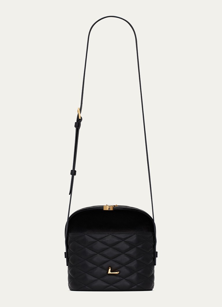 Bolsa de ombro Saint Laurent June Box em pele de cordeiro acolchoada.