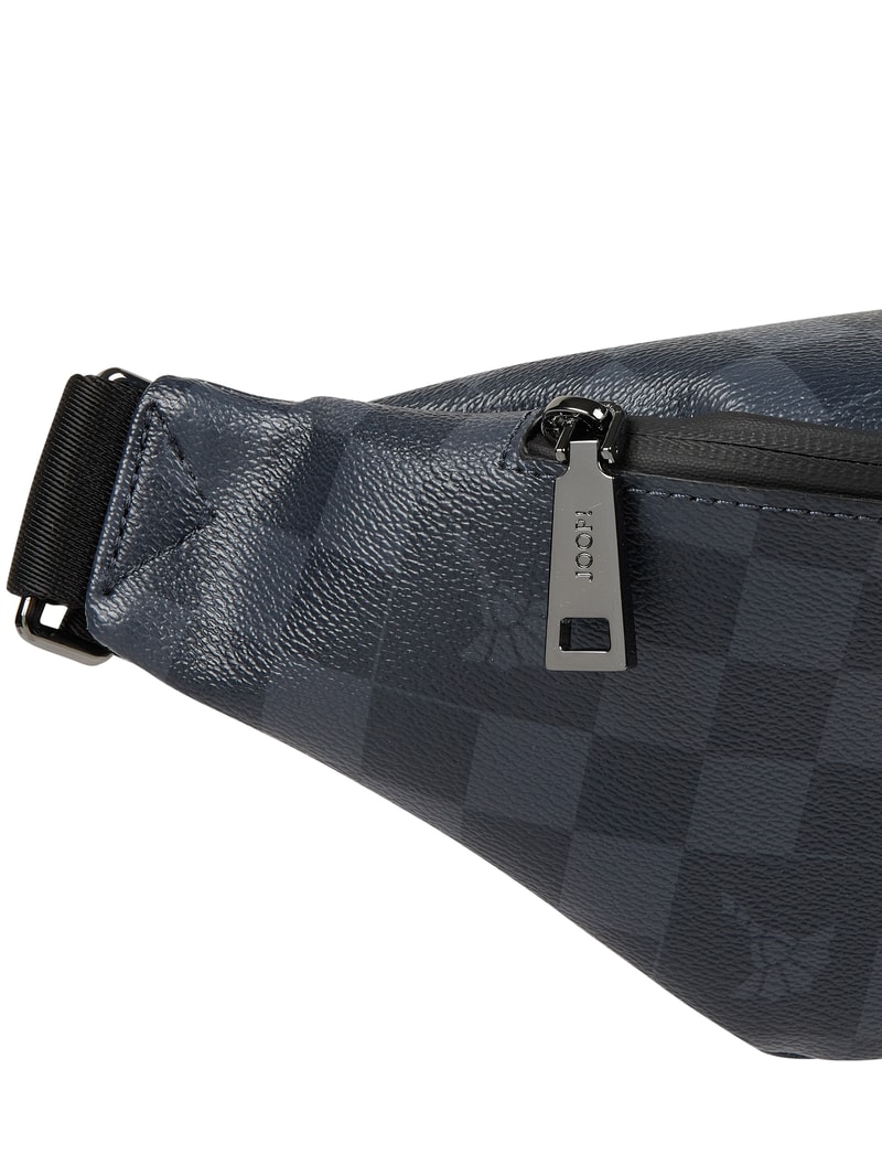 Bauchtasche mit Logo-Muster Modell 'Piazza Leo' in marineblau