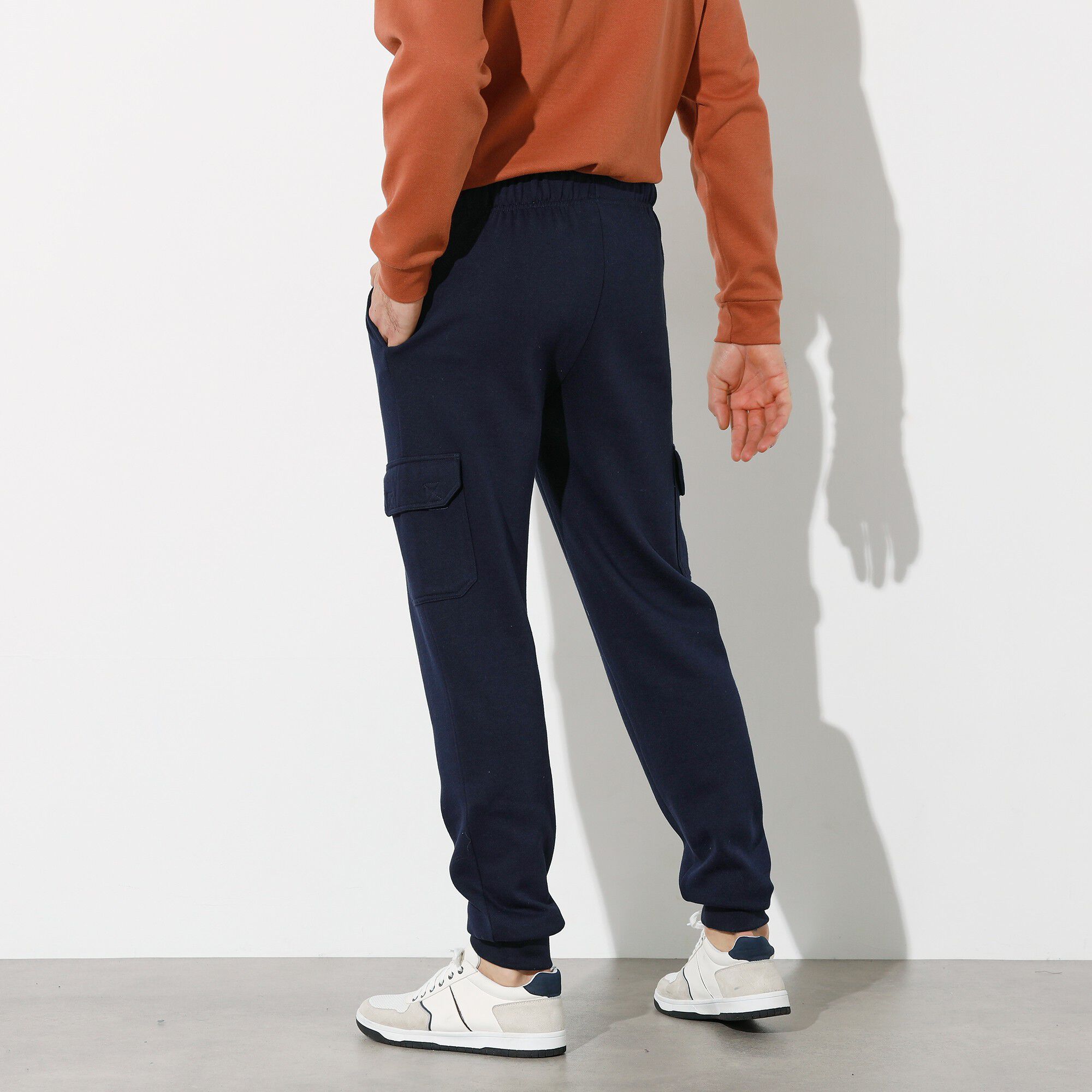 Pantalon molleton cargo bas resserrés