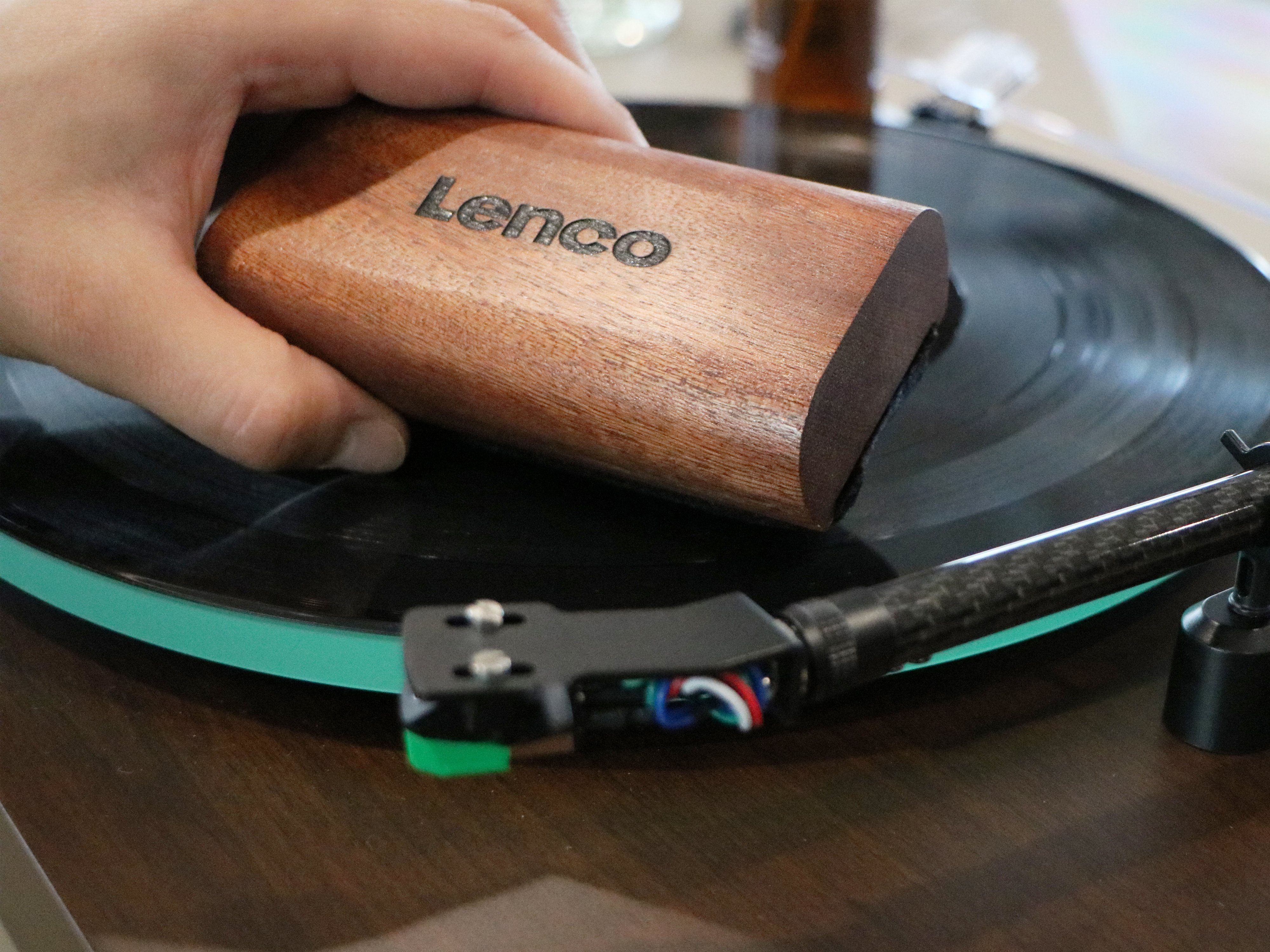 Lenco TTA-6IN1 - Reinigungs-Set Plattenspieler (Deluxe 6-in-1 Set für Vinylpflege)