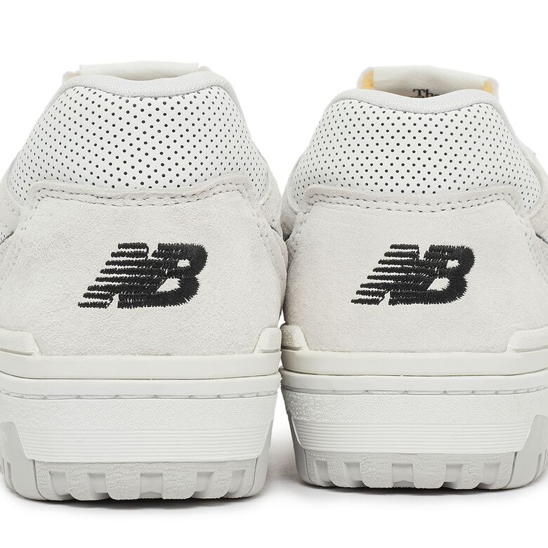 New Balance BB550PRB reflection