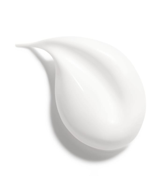Chanel-UV ESSENTIEL-Protection Globale UV - Pollution - Antioxidant SPF 50