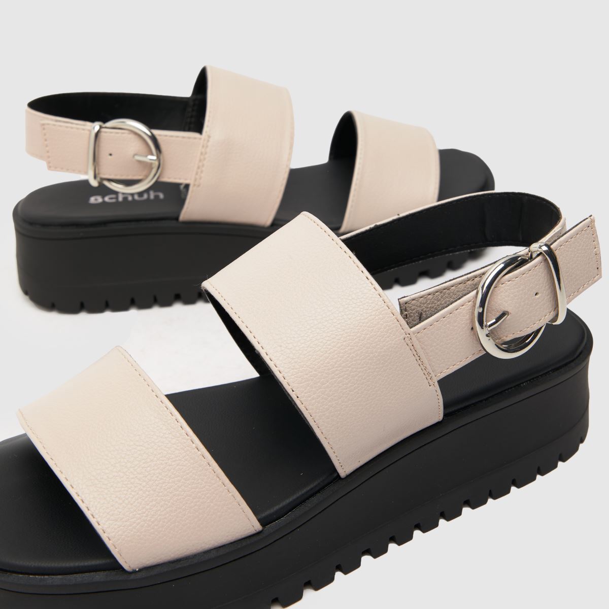 Sandale z debelo platformo Schuh Tanya v naravni barvi