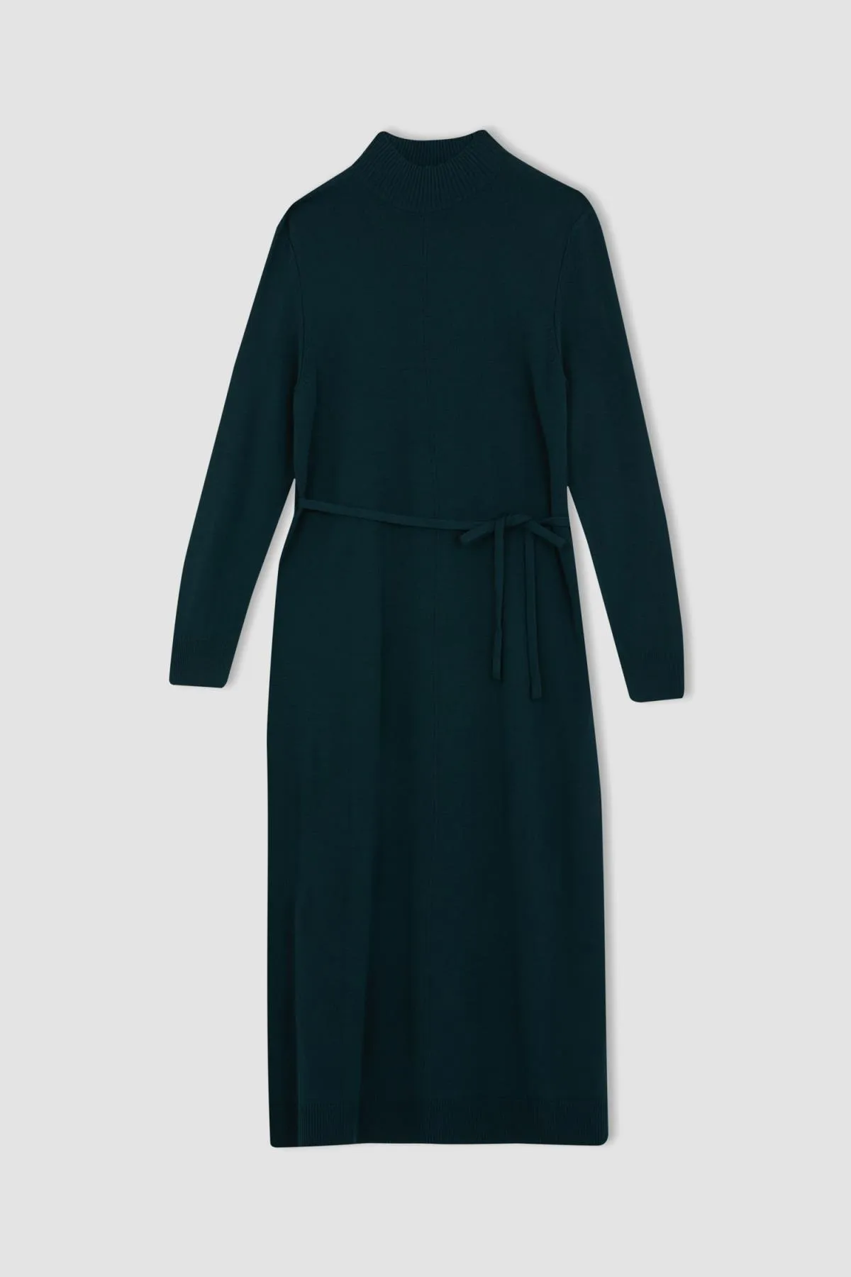 DeFacto  Maxi-Strickkleid mit halbem Rollkragen und langen Ärmeln A9807ax23wn