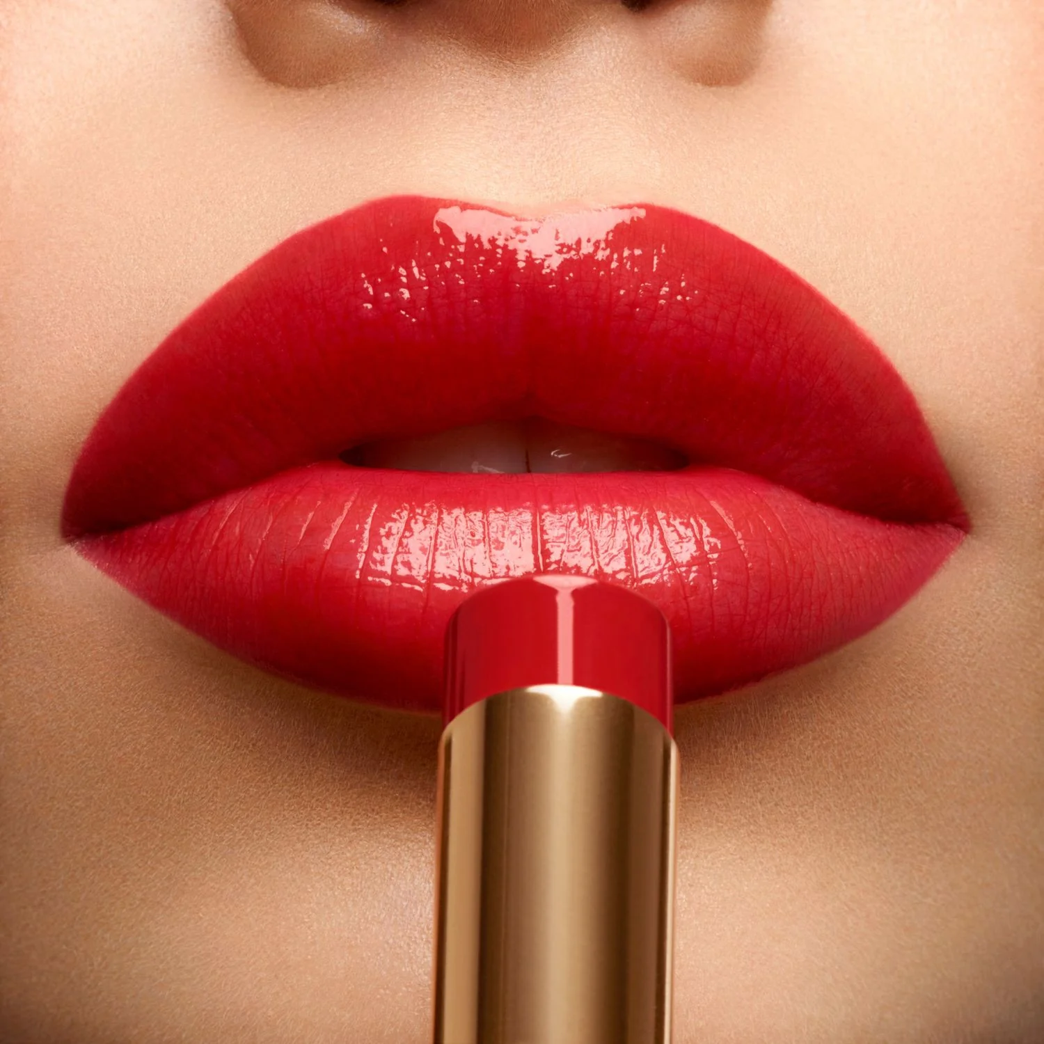 Lips Rouge Volupté Shine - Ruj strălucitor