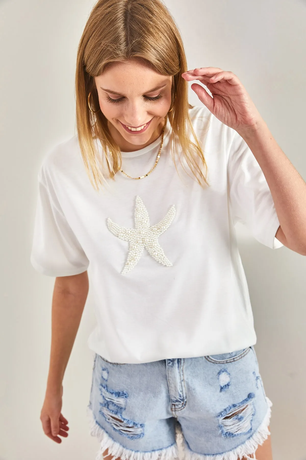 Bianco Lucci  Damen-T-Shirt aus gekämmter Baumwolle mit Stern-Perlenstein-Stickerei