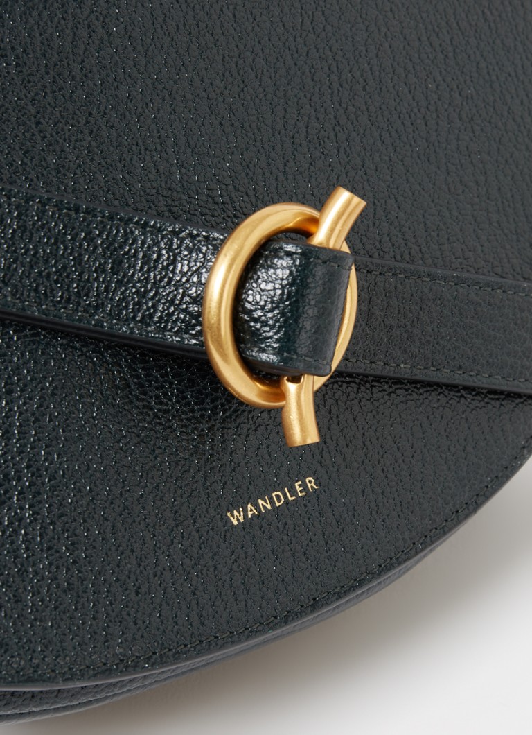Bolsa transversal Wandler Kate feita de couro.