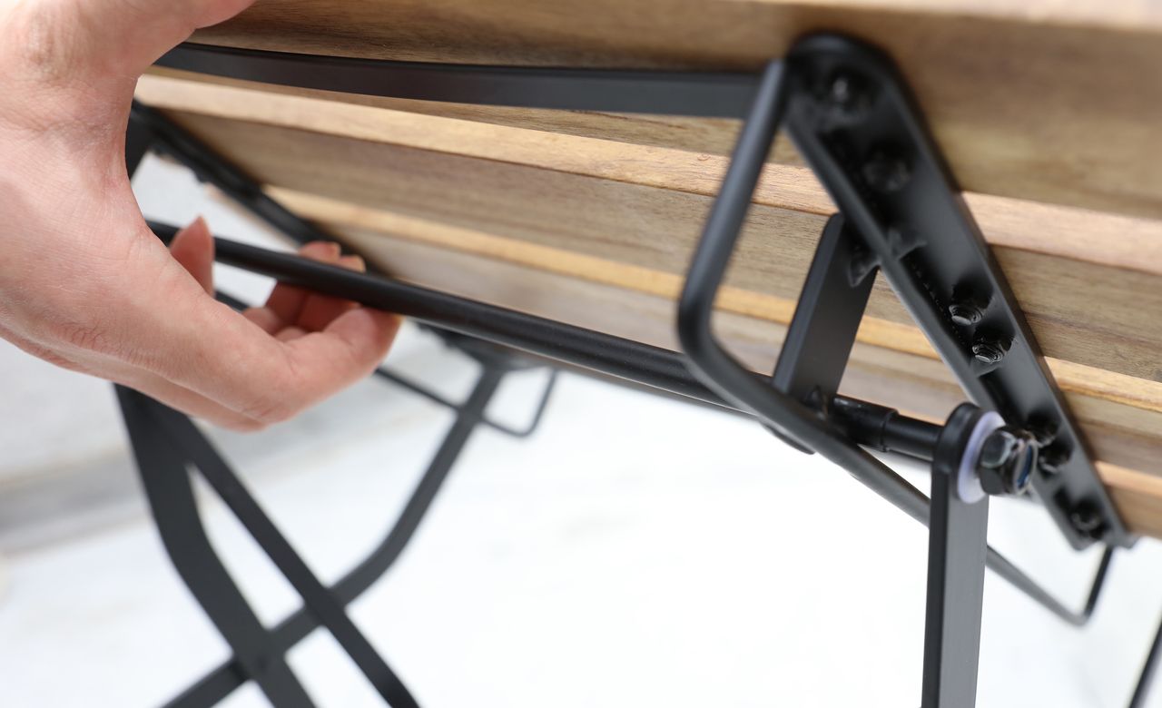 CHILLROI 5 teiliges Outdoor-Klappstuhl-Set aus Akazienholz