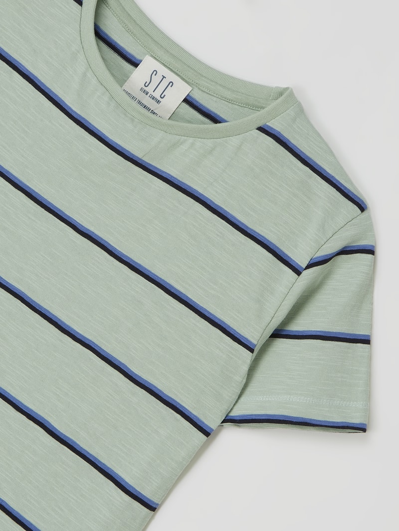 T-Shirt mit Streifenmuster in hellgrün