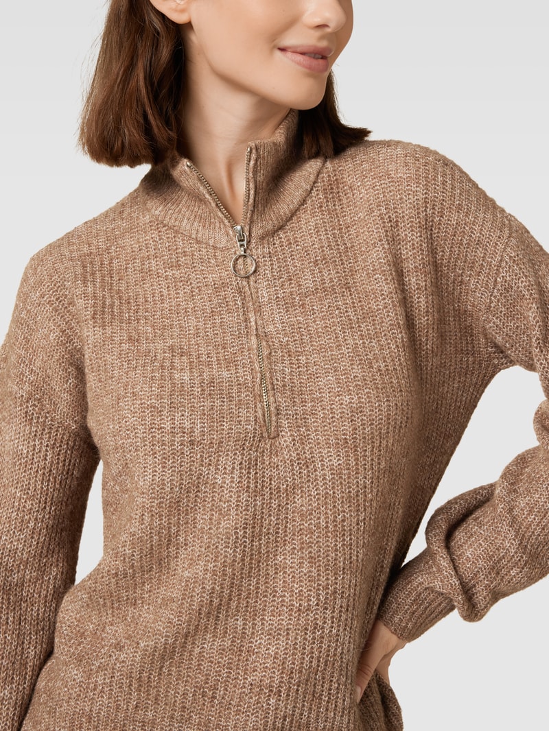 Strickpullover mit Troyer-Kragen Modell 'MILI' in mittelbraun