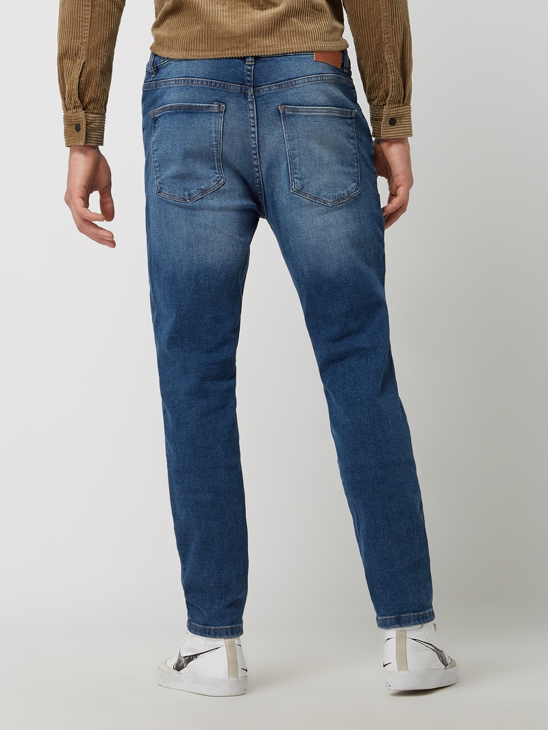 Jeans in blau