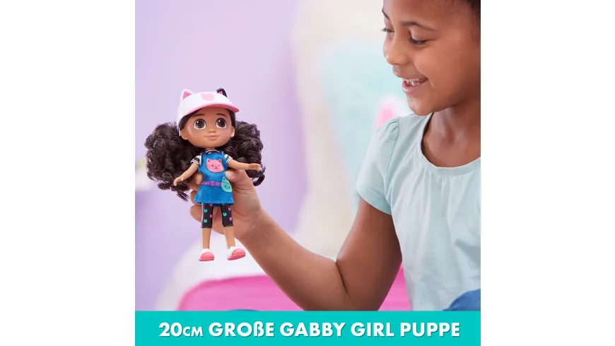 Gabby's Dollhouse, 20 cm große Gabby Girl Urlaubs Puppe